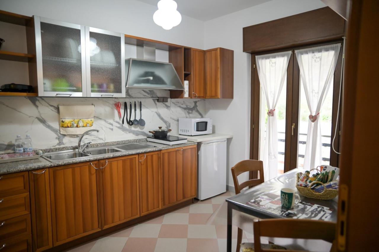 B&B Apartment 1970 Lauria Inferiore Bagian luar foto